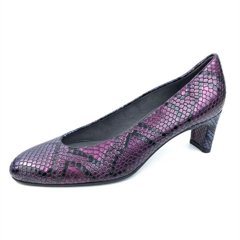Stuart Weitzman Iridescent Snake Print Pumps